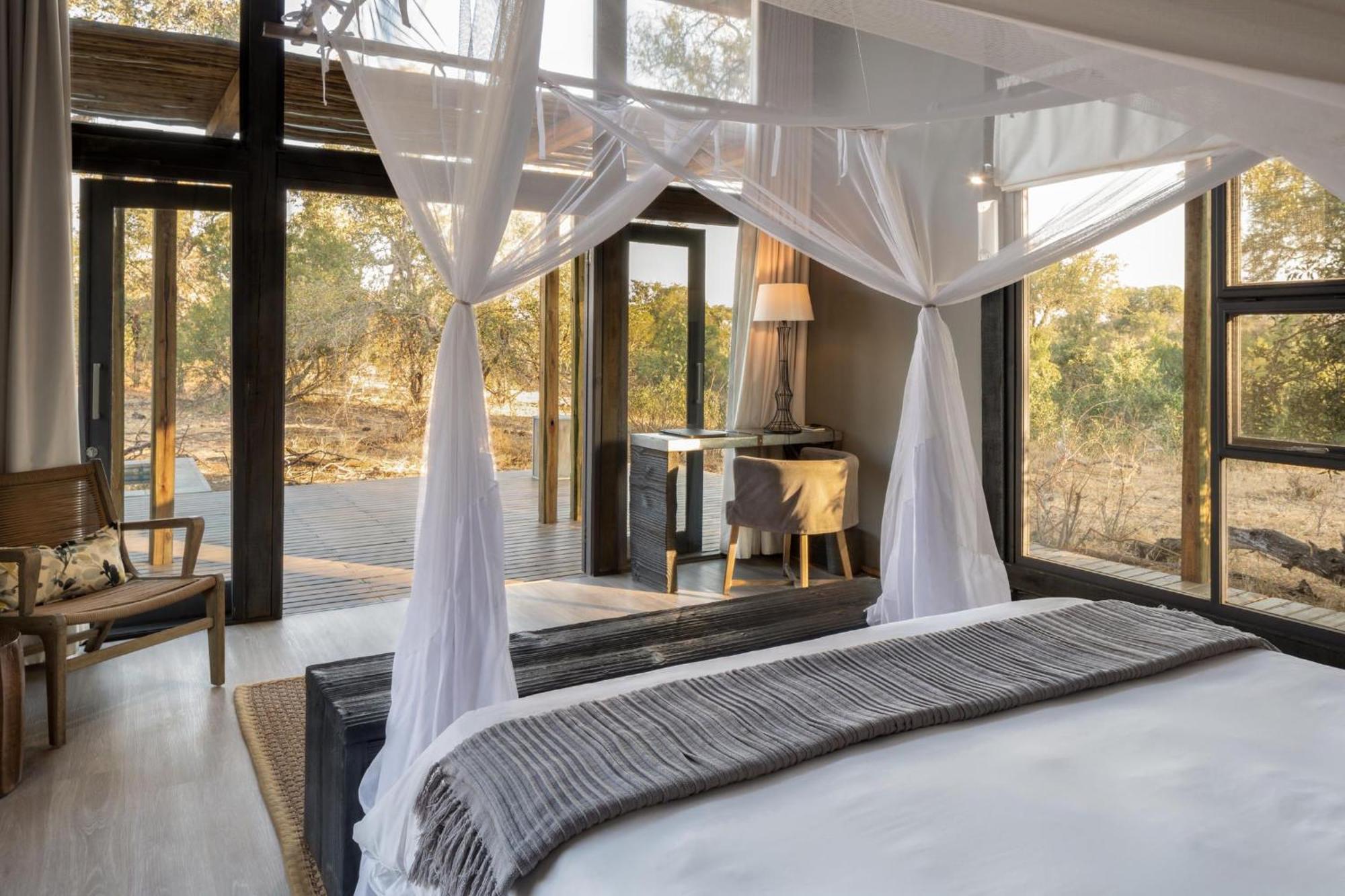 Simbavati River Lodge Rezervaţia naturală Timbavati Exterior foto